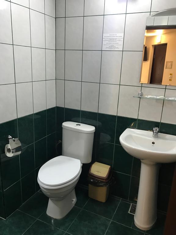 Готель Casa Gorjeneasca Тиргу-Жіу Екстер'єр фото